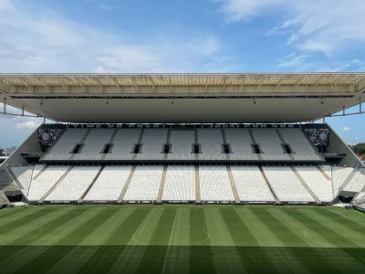 Corinthians é multado em US$ 23 mil pela Conmebol por infrações durante a Libertadores