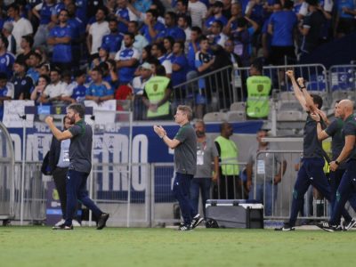 Coritiba demite Fernando Seabra após queda de desempenho e sete jogos sem vitória na Série A