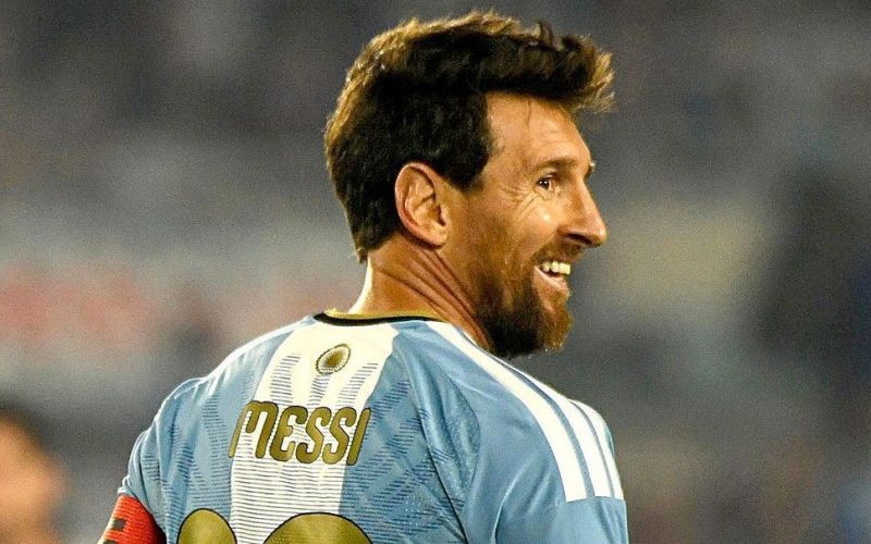 Lionel Messi destaca Giovanna Waksman entre as principais promessas do futebol mundial em campanha da Adidas