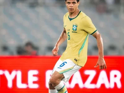 Douglas Santos celebra continuidade na Seleção Brasileira e destaca apoio de Ancelotti após invencibilidade em Data Fifa