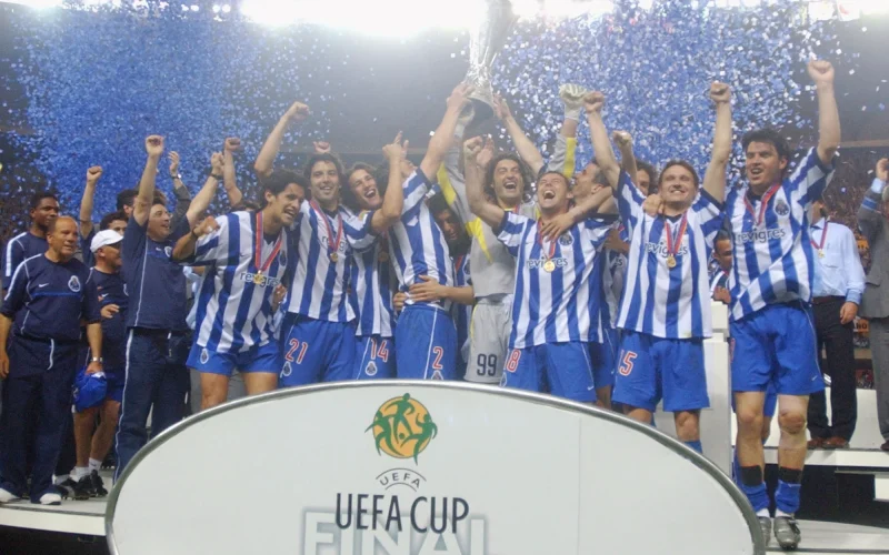 FC Porto retorna ao La Cartuja, estádio da histórica conquista da Taça UEFA em 2003