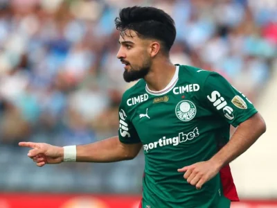 Flaco López em debate: é ele o melhor jogador do futebol brasileiro atualmente?