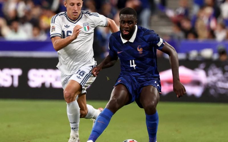 França e Itália empatam em 1 a 1 na Nations League; Bastoni furta a vitória com gol do empate
