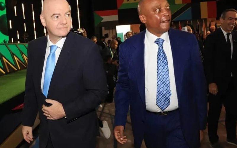 CAF apoia reeleição de Gianni Infantino e pode garantir mais da metade dos votos na Fifa