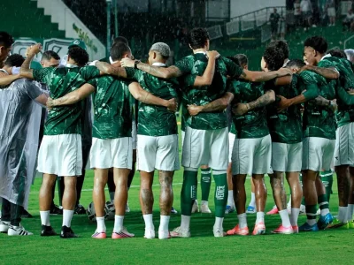 Goiás caminha para quarto ano consecutivo na Série B, marca inédita na história do clube