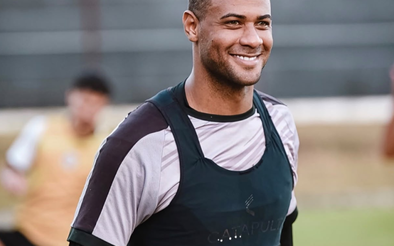 Treze anuncia a contratação do goleiro Jonh Wilquer para a temporada