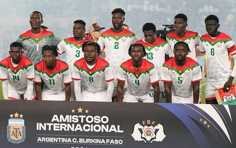 Argentina goleia Burkina Faso, mas respeito é a palavra-chave após o tumulto no voo