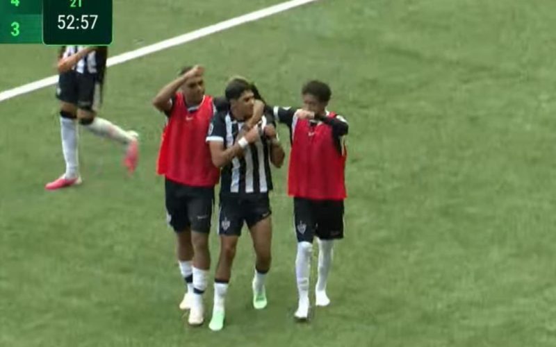Atlético vence Cruzeiro em final tumultuada do Mineiro Sub-20 com sete expulsões e golaço do meio de campo
