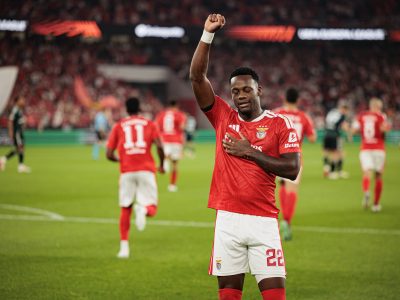 Benfica brilha na Europa League com goleada sobre o Celtic; Durán e Prestianni se destacam