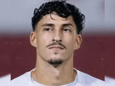 Jogador Paulo Henrique é preso após agredir namorada em festa em Rio Verde