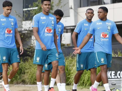 Endrick, Estêvão e Rayan são finalistas do Golden Boy 2026 e representam a Seleção Brasileira