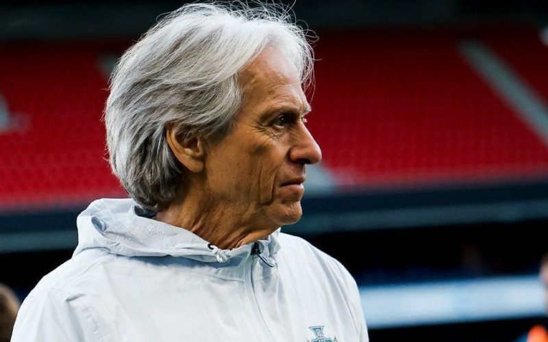 Jorge Jesus responde indiretamente às críticas de Cristiano Ronaldo após atrito na seleção portuguesa