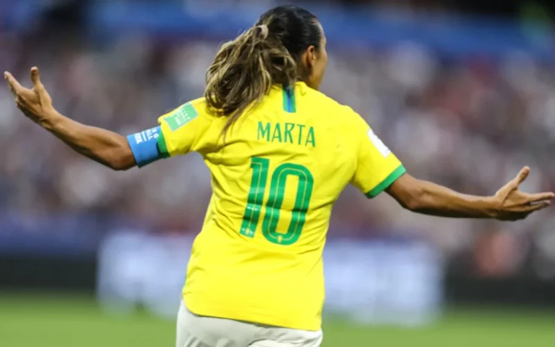 Nova Lei do Futebol Feminino: Regras de Profissionalização, Igualdade Salarial e Combate à Discriminação