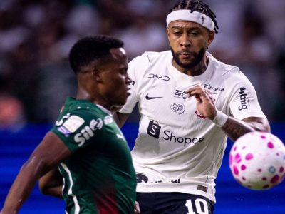 Corinthians sofre com desfalque de Memphis Depay por suspensão no duelo contra o Vitória