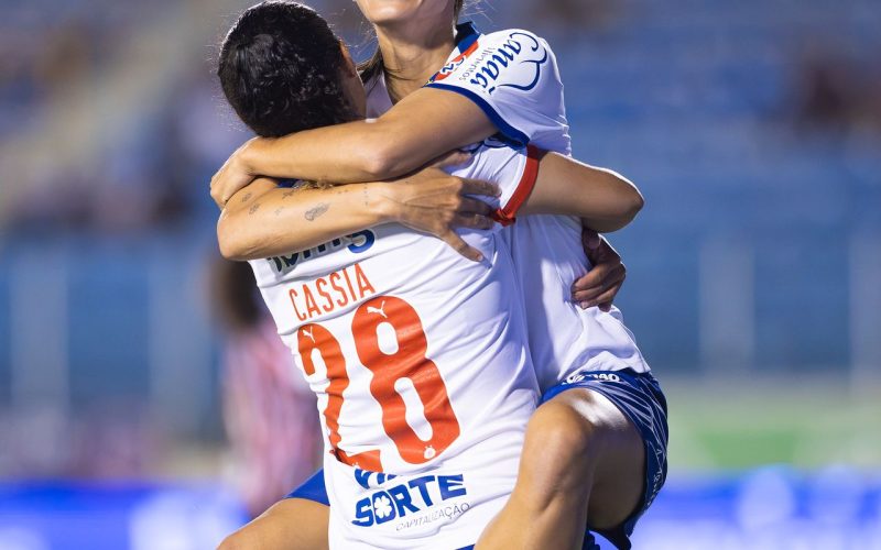 Bahia derrota atual campeão São Paulo no jogo de ida das quartas da Copa do Brasil Feminina
