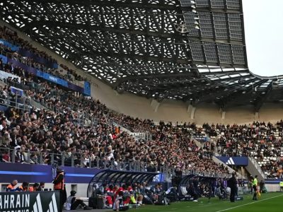 Paris FC e Rennes se enfrentam neste domingo pela 7ª rodada da Ligue 1; confira as escalações e onde assistir ao vivo