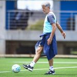 Renato Gaúcho sob pressão: Grêmio enfrenta crise sem fim e desvio na política