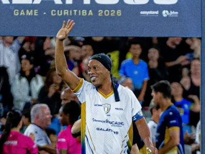 Ronaldinho Gaúcho retorna ao futebol e fará sua estreia pelo Ravenna contra o Forlì em novembro