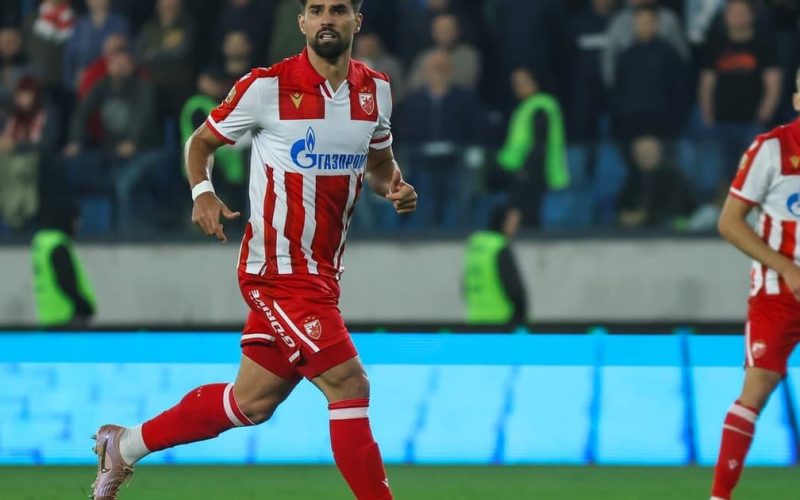 Rodrigão encerra passagem pelo Estrela Vermelha e reavalia futuro no futebol com retorno ao Brasil em foco