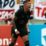 Santa Cruz empata com Maringá e garante retorno à Série B após dez anos