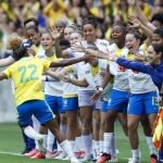 Brasil e Argentina se enfrentam em amistoso preparatório: saiba onde assistir ao jogo desta terça-feira na Arena Pernambuco