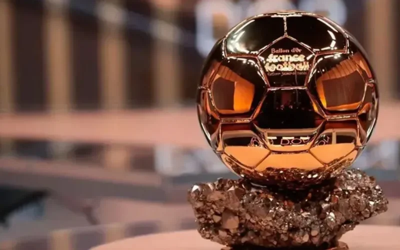 Bola de Ouro abre votação para escolher o maior vencedor da história com Messi, Cristiano Ronaldo e Ronaldo Fenômeno entre os indicados