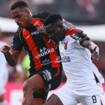 Vitória e Athletico-PR empatam em Salvador e mantêm suas lutas na Série A