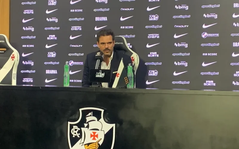 Vasco avança na negociação para renovar contrato com volante Jair, que deseja permanecer no clube