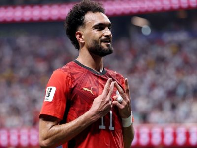 Fifa pune Hossam Hassan e Zico por insultos à arbitragem após eliminação do Egito na Copa do Mundo
